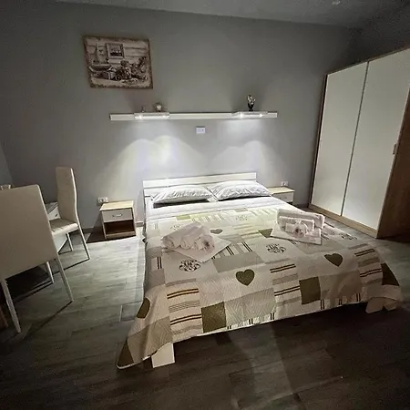 The Queen Bed & Breakfast Tropea