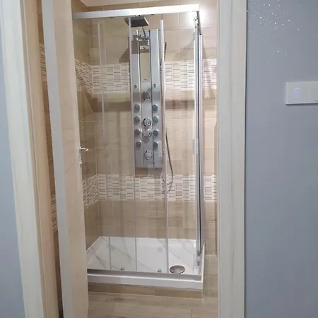 Alojamento de Acomodação e Pequeno-almoço The Queen