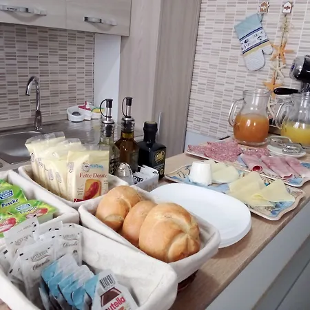 Alojamento de Acomodação e Pequeno-almoço The Queen Tropea