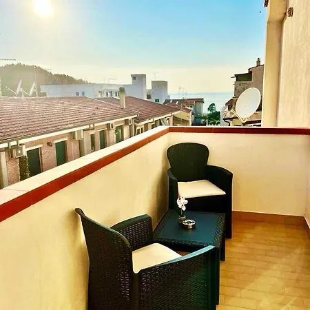 The Queen 4* Tropea