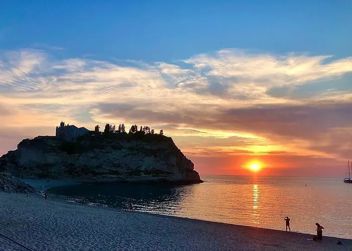 The Queen 4* Tropea