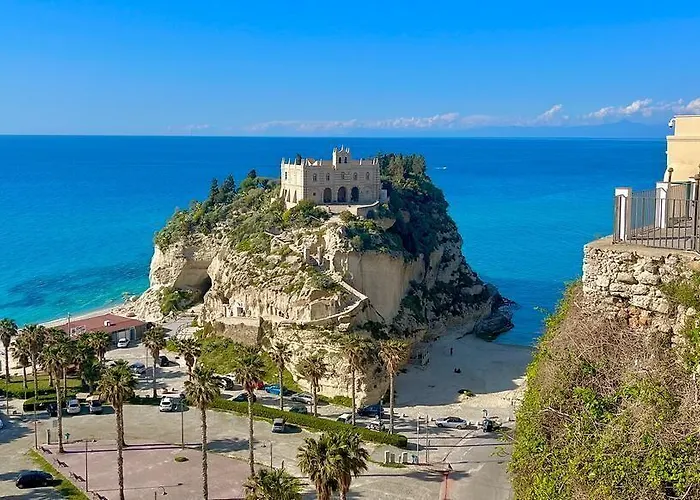 Alojamento de Acomodação e Pequeno-almoço The Queen Tropea